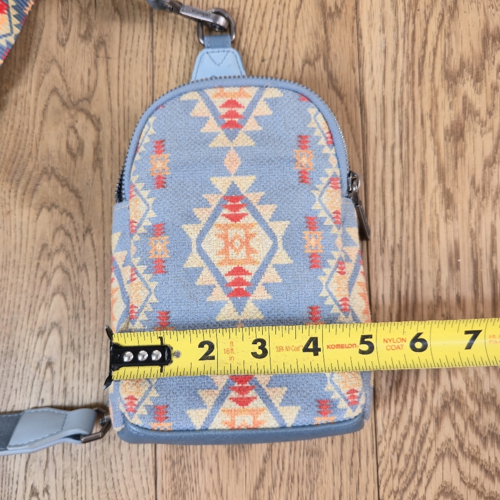 Wrangler Multicolor Blue Aztec Patterned Belt Bag - image 7